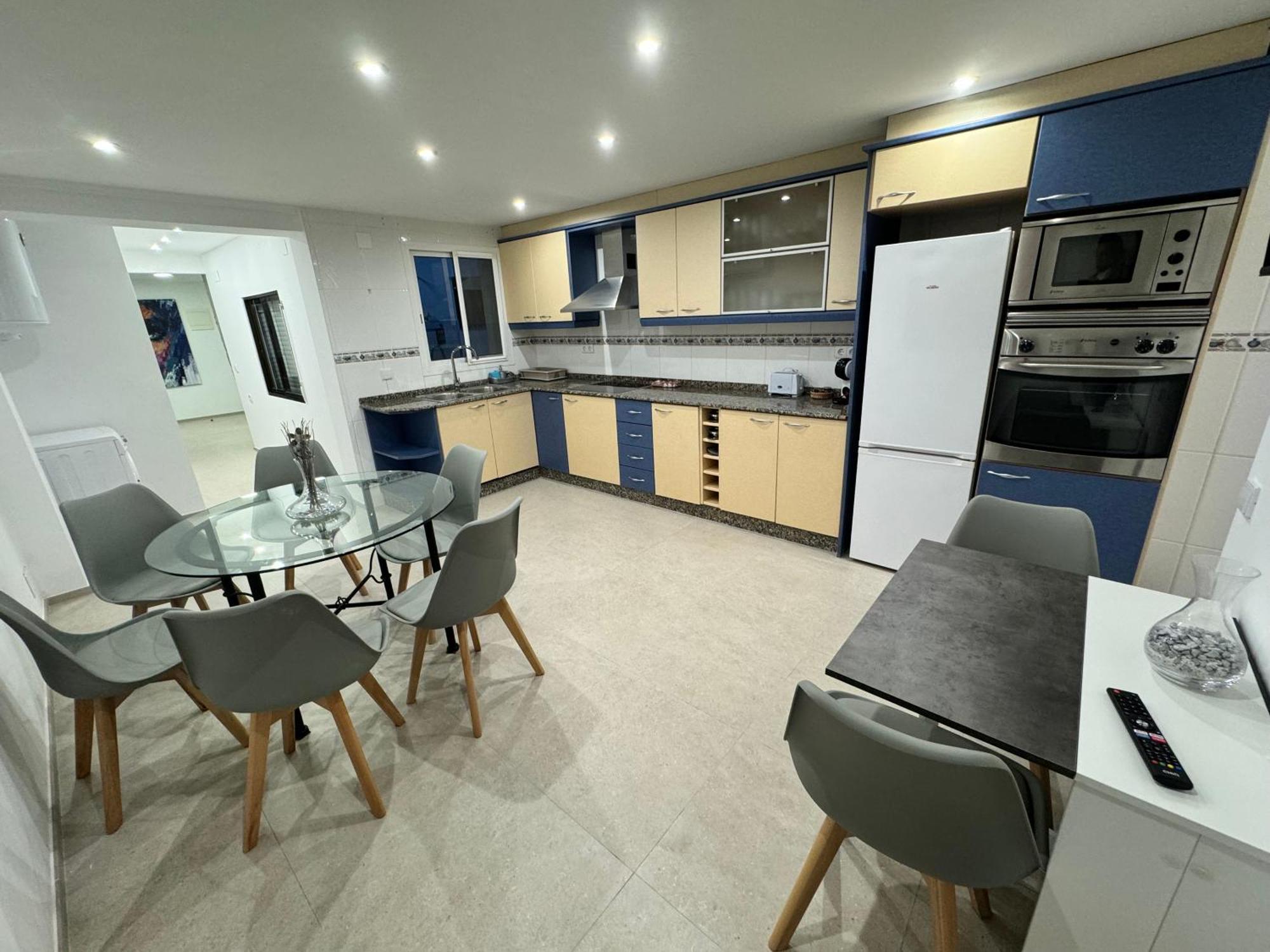 Piso Nuevo Al Lado Del Mar Apartment Valencia Bagian luar foto